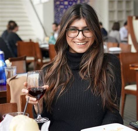 religion of mia khalifa|Mia Khalifa Biography, Age, Husband, Wiki & More